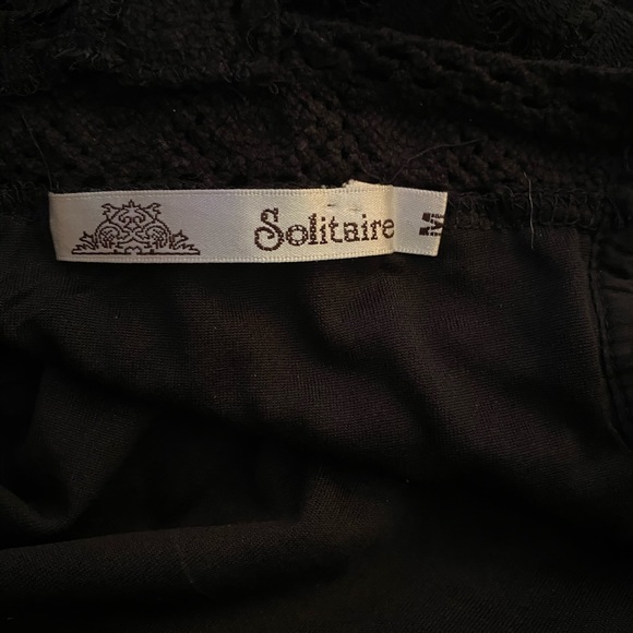 Solitaire lace babydoll peasant top - Picture 3 of 5